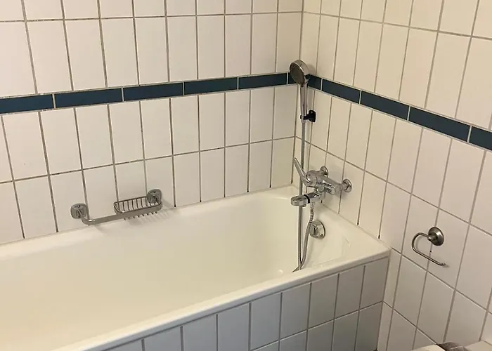 Apartment New Cozy 2 In Old Town Center Renn - Self Checkin