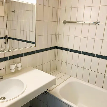 New Cozy 2 In Old Town Center Renn - Self Checkin 아파트 취리히